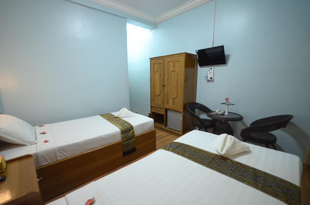 Inlay Palace Hotel Nyaung Shwe Exterior photo
