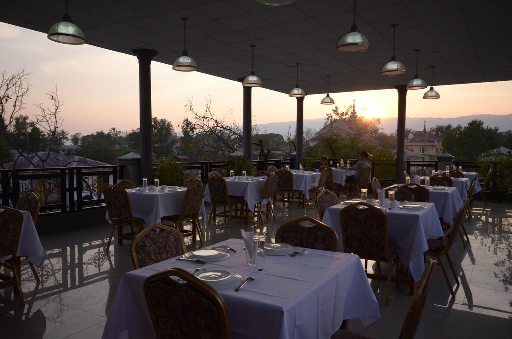 Inlay Palace Hotel Nyaung Shwe Exterior photo